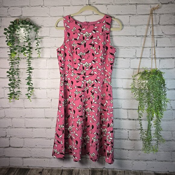 ANN TAYLORS FACTORY FLORAL SLEEVELESS SHIFT DRESS PINK SIZE 6 LIKE NEW - Picture 1 of 6
